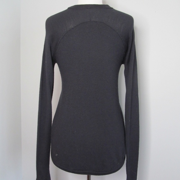 Lululemon Lightweight Boolux Sweater Black Women Size 4- 6? - Picture 2 of 11